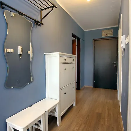 Three-bedroom Spacious Modern Ss * Lucija